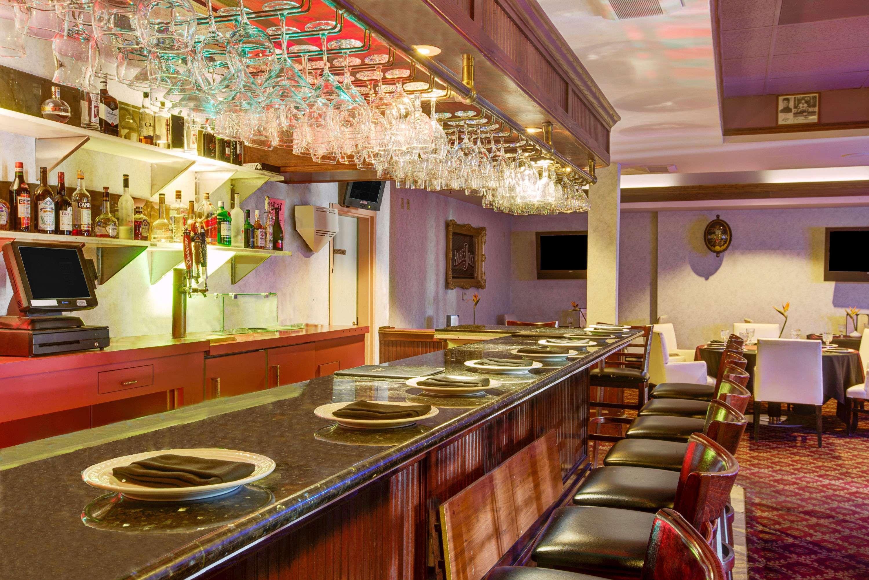 Ramada By Wyndham Hawthorne/Lax Hotel Bagian luar foto